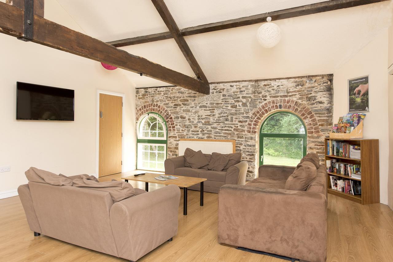 YHA Okehampton Hostel Bagian luar foto
